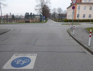 Radverkehr in Weilheim, Fahrradstraße Prälatenweg. März 2020.